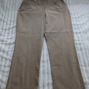 JM Collection Women's Straight-Leg Tan Pants Size 16S $30.00